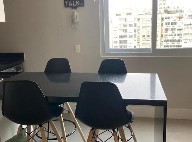 Apartamento Reformado, Tudo Novo, Copa-Ipanema